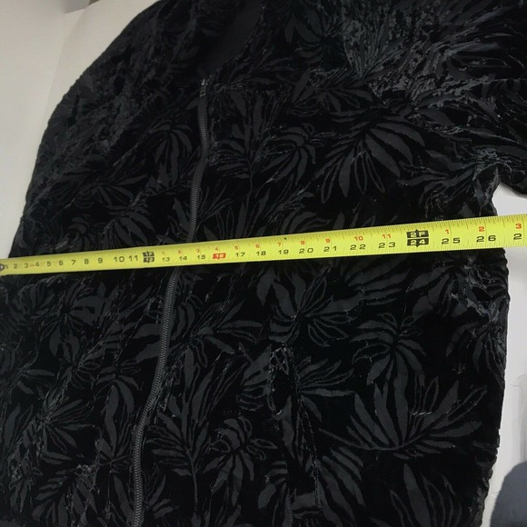 Torrid Black Floral Velvet Jacket zip up - Picture 5 of 6